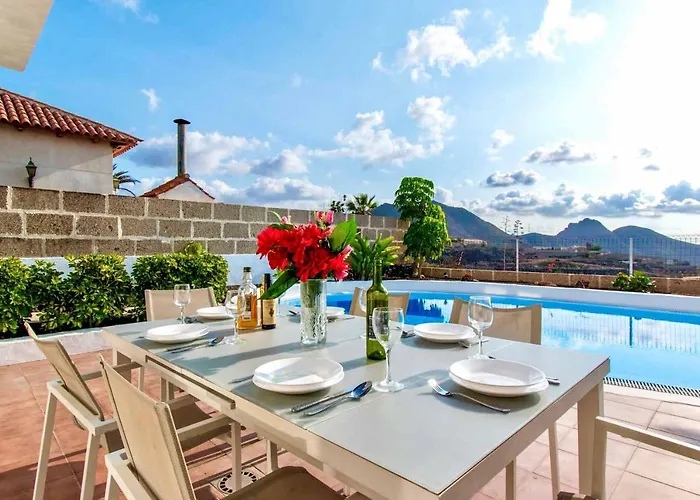 Villa Pandora Chayofa